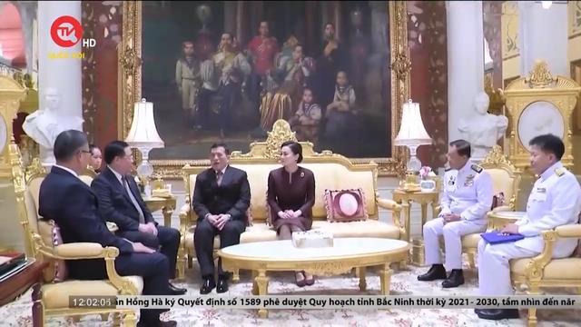Chủ tịch Quốc hội hội kiến nhà vua Thái Lan 