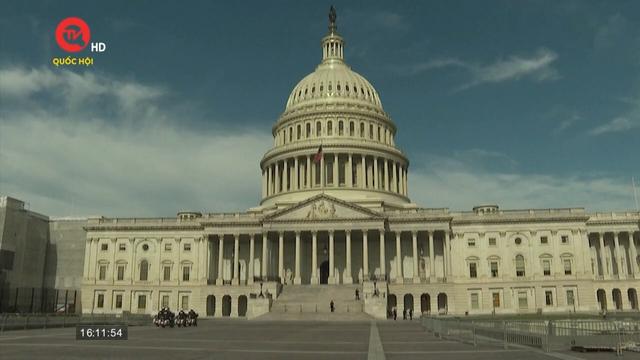 Thượng viện Mỹ hoãn kỳ nghỉ để xúc tiến đàm phán viện trợ cho Ukraine 