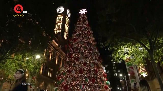 Người dân Australia trang trí đường phố đón Giáng sinh 