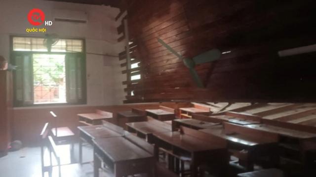 Nghệ An: Sập trần lớp học, nhiều học sinh bị thương
