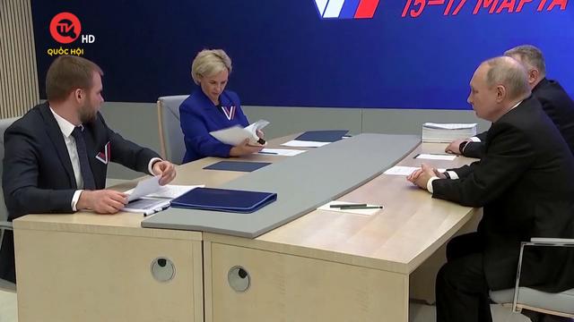 16 ứng cử viên đã nộp đơn đăng ký tham gia bầu cử Tổng thống Nga
