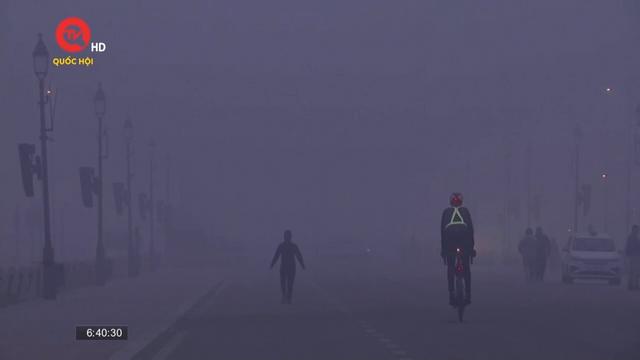 Sương mù ảnh hưởng đến cuộc sống người dân Ấn Độ