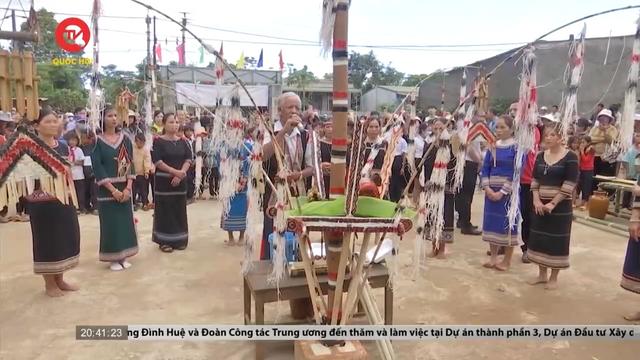 Vui Lễ hội mừng lúa mới với đồng bào dân tộc Xê Đăng ở tỉnh Đắk Lắk