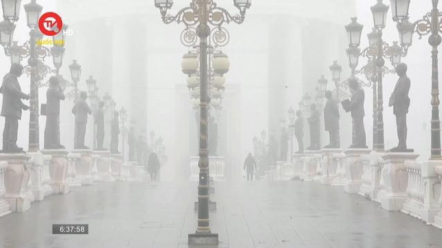 Sương mù dày đặc bao trùm thủ đô Bắc Macedonia