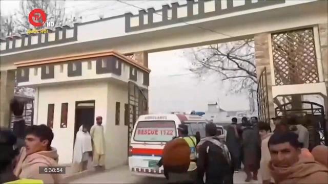 Đánh bom nhằm vào cảnh sát Pakistan khiến khoảng 16 người thương vong