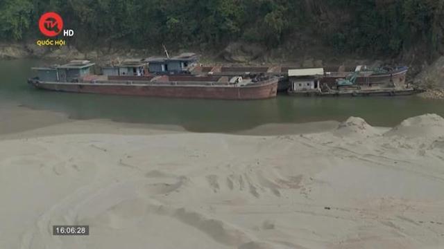 Phú Thọ: Mực nước sông Hồng, sông Đà xuống mức thấp kỷ lục