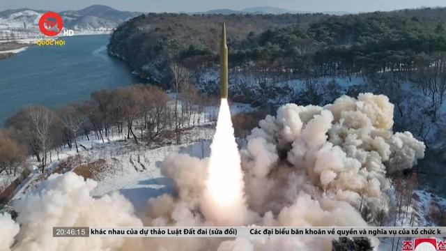 Triều Tiên phóng thành công tên lửa siêu thanh nhiên liệu rắn mới tầm trung 