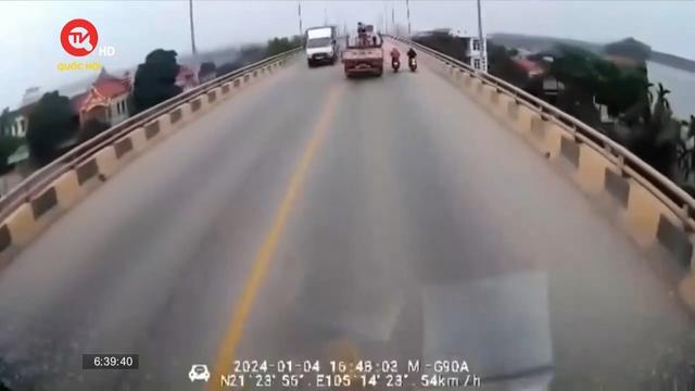 Điểm mù giao thông: Khởi tố lái xe tải cố tình chèn ngã xe máy