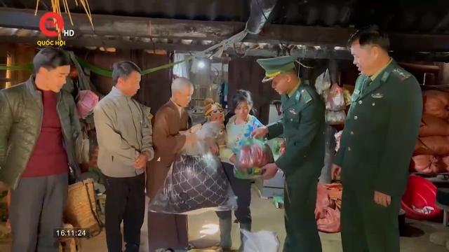 Bộ đội Biên phòng mang xuân ấm đến với bản làng Sơn La