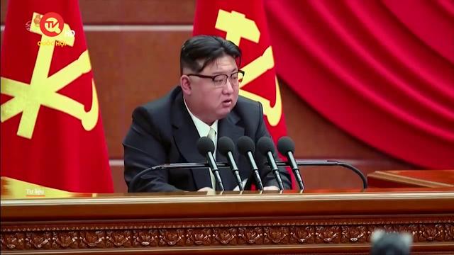 Ông Kim Jong-un kêu gọi sửa hiến pháp, giải tán cơ quan đối thoại với Hàn Quốc