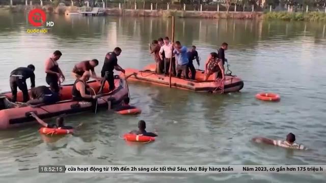 Cụm tin quốc tế: Lật thuyền tại Ấn Độ làm ít nhất 14 người tử vong