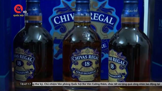 Phú Yên: Thu giữ hơn 1.900 chai rượu Chivas không có hoá đơn chứng từ 