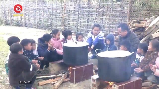Giữ ấm cho học sinh ở vùng cao Sơn La