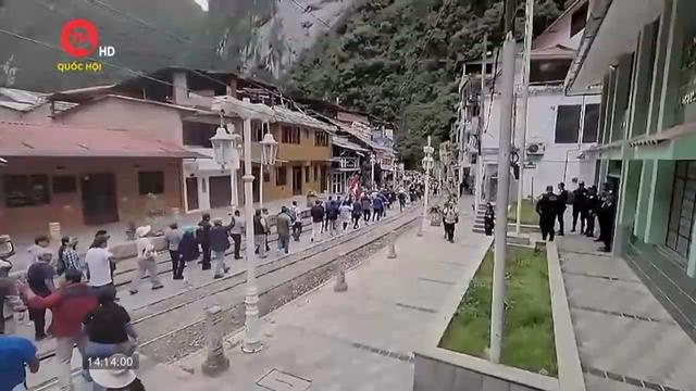 Peru: Biểu tình phản đối bán vé du lịch online tới Machu Picchu 