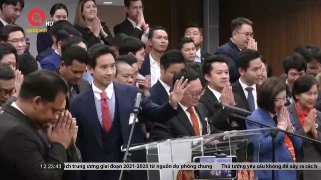 Tòa Thái Lan ra phán quyết chống lại đảng Tiến bước đối lập 
