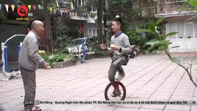 Nguyễn Khắc Hưng - hành trình kỳ diệu từ một cậu bé tự kỷ thành kỷ lục gia thế giới