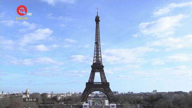 Tháp Eiffel đóng cửa do công nhân đình công