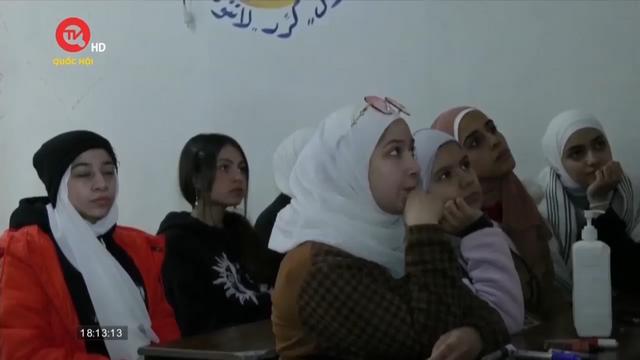 Lớp học thời chiến của trẻ em Palestine