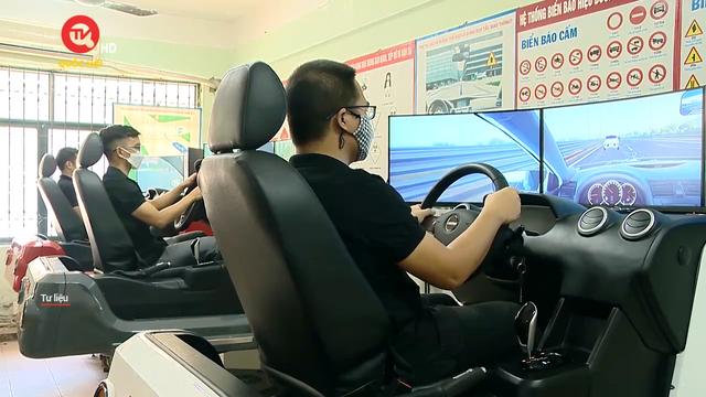 Hà Nội yêu cầu không tăng phí đào tạo lái ô tô, giữ nguyên mức 15,59 triệu đồng