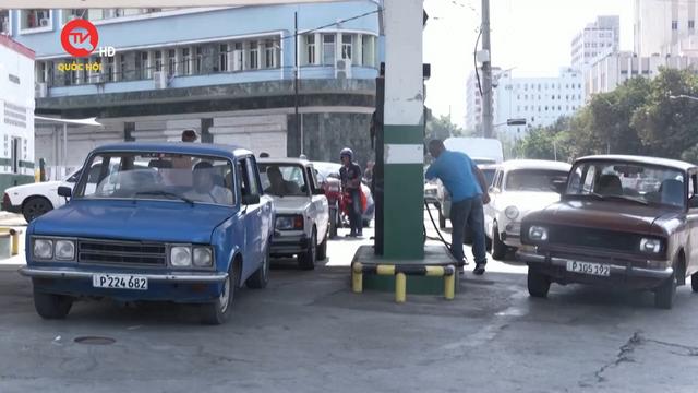 Cuba bắt đầu tăng giá xăng 500%