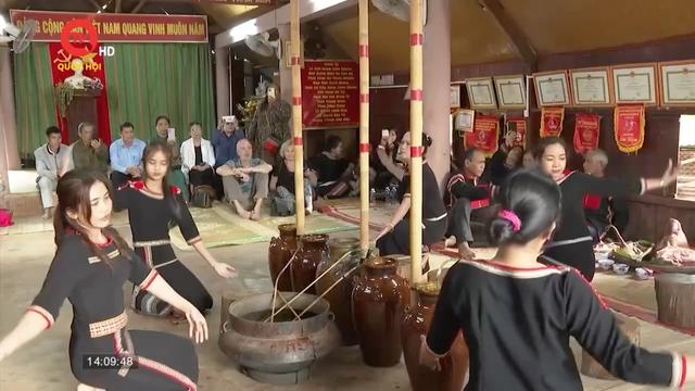 Hợp sức làm du lịch, gìn giữ bản sắc văn hóa ở Đắk Lắk 