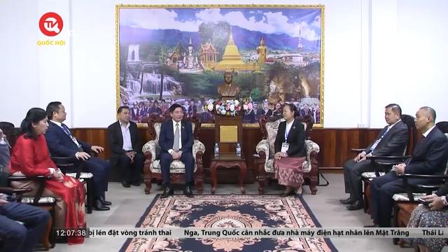 Tổng Thư ký Quốc hội Việt Nam gặp mặt Tổng Thư ký Quốc hội Lào