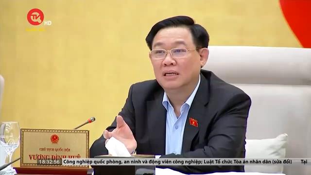 Chủ tịch Quốc hội gợi ý hạn chế ô tô vào nội đô Hà Nội để kiểm soát ô nhiễm, ùn tắc