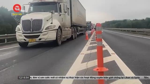 Bổ sung hệ thống an toàn trên cao tốc Cam Lộ - La Sơn sau các vụ tai nạn liên tiếp