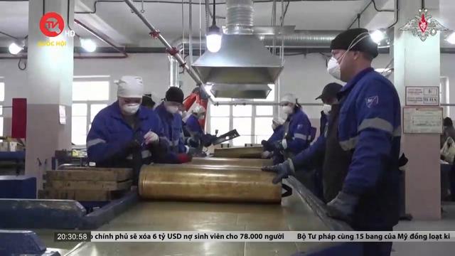 Nga bắt đầu sản xuất hàng loạt bom 3 tấn