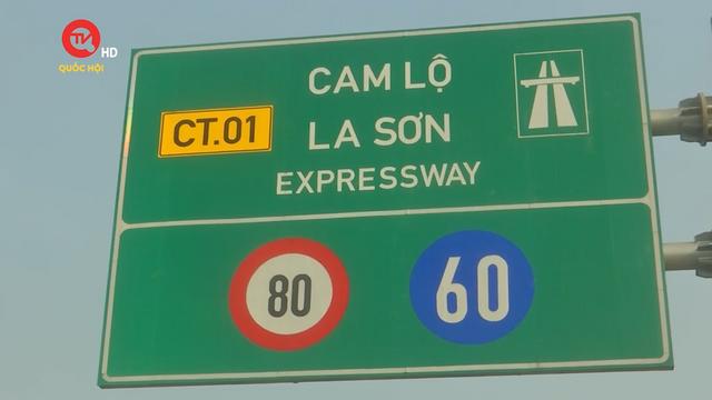 Cục Đường bộ đồng ý cấm ô tô khách trên 30 chỗ, xe tải nặng vào cao tốc Cam Lộ - La Sơn