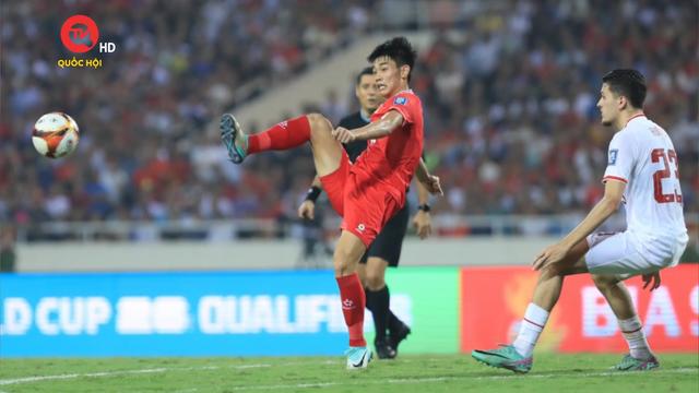 Đội tuyển Việt Nam bị trừ điểm nặng, tiếp tục lao dốc ở bảng xếp hạng FIFA

