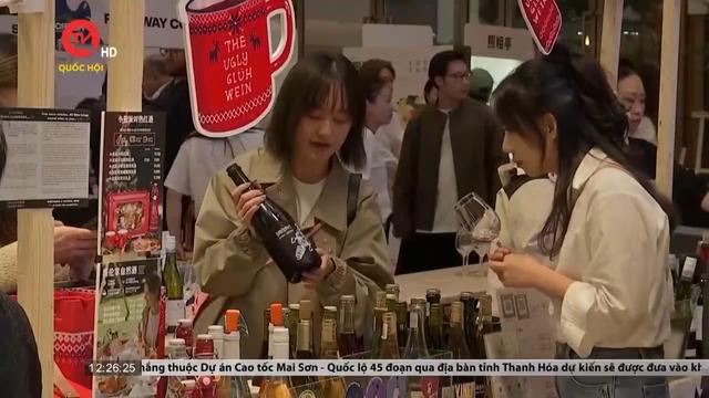 Trung Quốc dỡ bỏ thuế đối với rượu vang Australia 