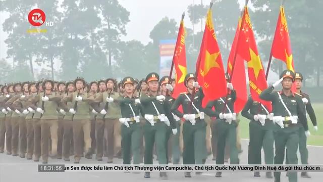 Kiểm tra hợp luyện diễu binh kỷ niệm 70 năm chiến thắng Điện Biên Phủ 