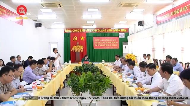 Đoàn giám sát của Ủy ban Thường vụ Quốc hội làm việc với Xí nghiệp Bến xe tàu Kiên Giang