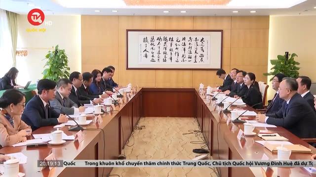 Phó Chủ tịch Quốc hội Trần Quang Phương làm việc với Nhóm Nghị sĩ hữu nghị Trung Quốc - Việt Nam