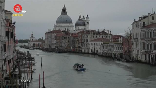 Thành phố Venice, Italy thu phí dịp lễ với khách du lịch