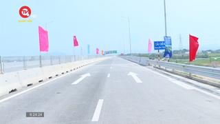 Thông xe 30 km đầu tuyến cao tốc Diễn Châu - Bãi Vọt