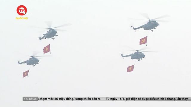 Màn diễu binh đặc biệt trên bầu trời Điện Biên