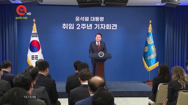 Tổng thống Hàn Quốc họp báo nhìn lại 2 năm cầm quyền