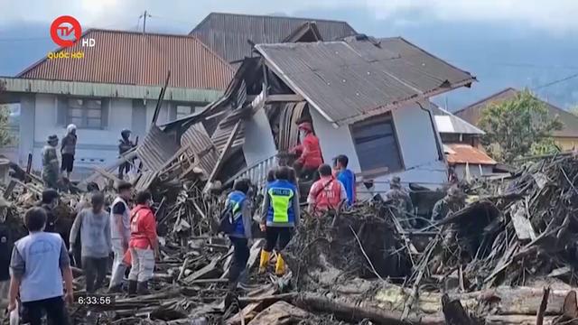 Gia tăng thương vong sau lũ quét ở Indonesia
