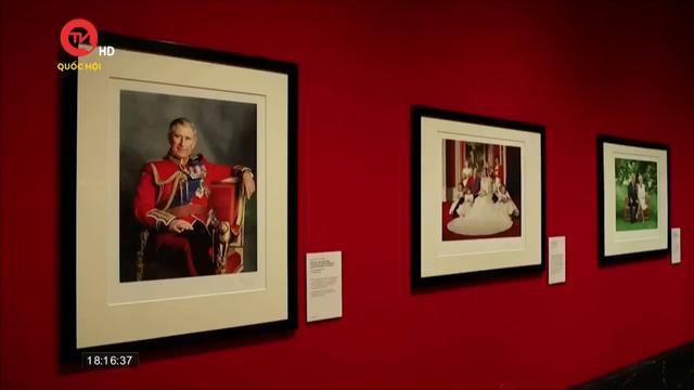 Triển lãm chân dung hoàng gia Anh trong 100 năm qua 