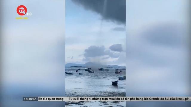 Khánh Hòa: Vòi rồng cao hàng trăm mét xuất hiện gần bờ