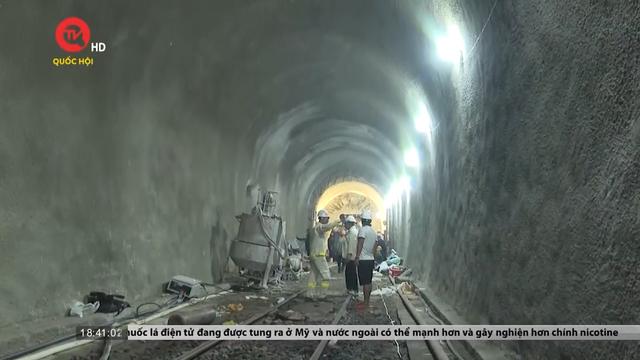Phú Yên: Chưa hoàn thành khắc phục sạt lở hầm đường sắt Chí Thạnh 