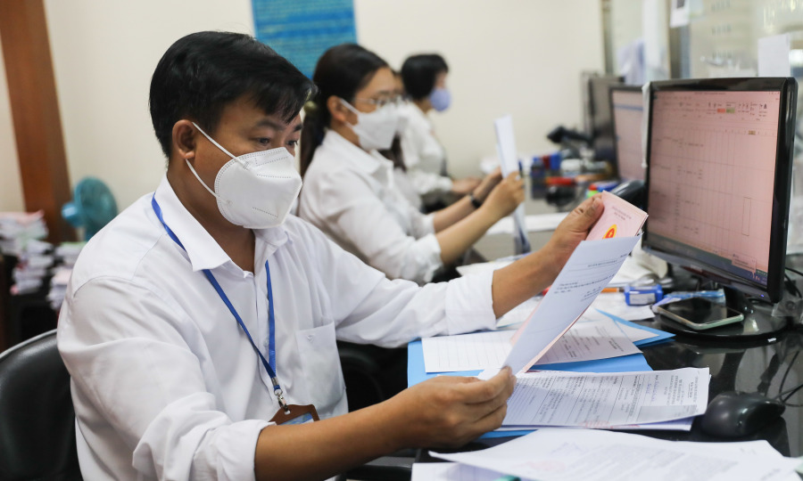 Gần 6.200 cán bộ, viên chức Thành phố Hồ Chí Minh nghỉ việc