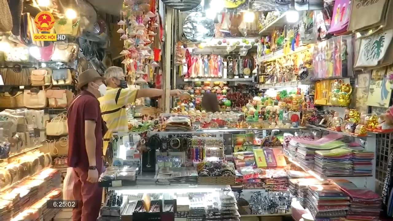 TP. Hồ Chí Minh: Chợ Bến Thành đìu hiu ngóng khách
