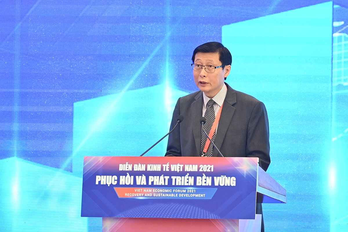 Kinh tế trưởng ADB tại Việt Nam: Các gói hỗ trợ nên ưu tiên cho các biện pháp ngắn hạn