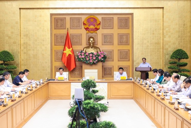 Thủ tướng Phạm Minh Chính: Ưu tiên kiểm soát lạm phát, chống suy thoái kinh tế