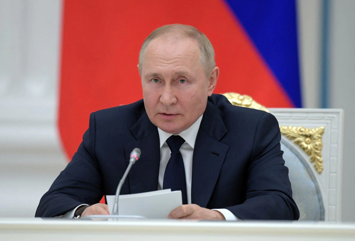 Tổng thống Putin lệnh phát tiền cho dân Ukraine sang Nga