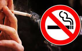 Phạt "nguội" người vi phạm hút thuốc lá nơi công cộng