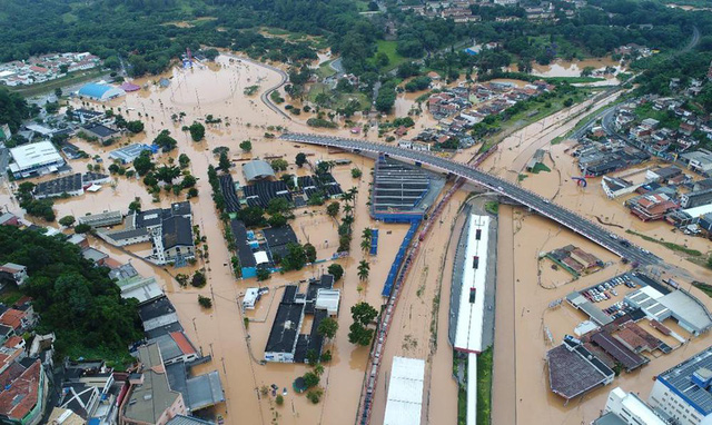 Brazil: Mưa lớn gây lũ lụt và lở đất khiến ít nhất 18 người thiệt mạng